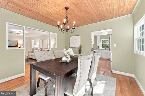 Dining - 9129 Walden Rd, Silver Spring, MD 20901 photo 4 of 4