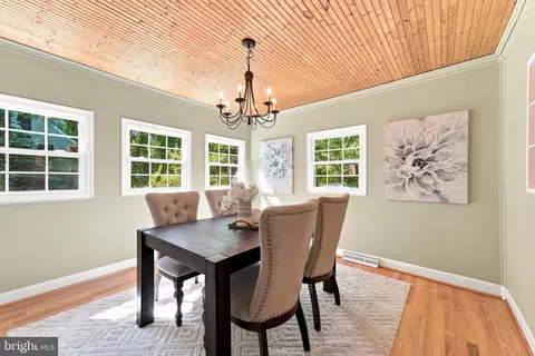 Dining - 9129 Walden Rd, Silver Spring, MD 20901 photo 2 of 4