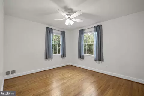 Bedroom - 9407 Seminole St, Silver Spring, MD 20901 photo 9 of 12