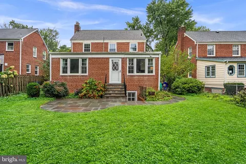 Exterior - 9407 Seminole St, Silver Spring, MD 20901 photo 5 of 6