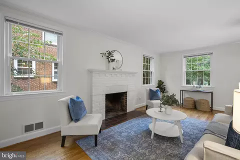 Living - 9407 Seminole St, Silver Spring, MD 20901 photo 5 of 5