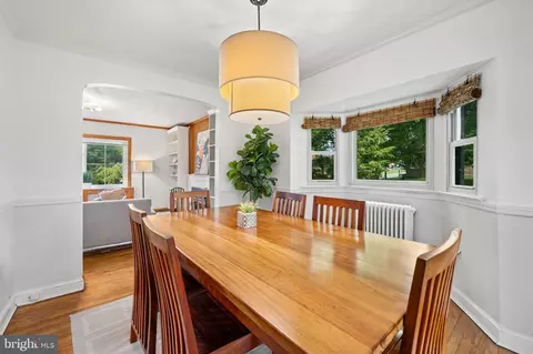 Dining - 213 Piping Rock Dr, Silver Spring, MD 20905 photo 1 of 3
