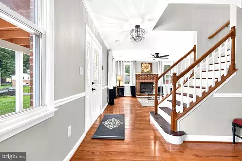 Entry Way - 708 Rosemere Ave, Silver Spring, MD 20904 photo 1 of 5