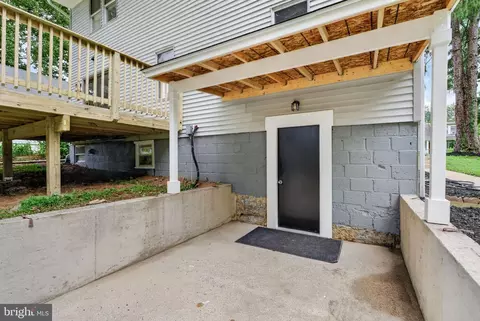 Exterior - 708 Rosemere Ave, Silver Spring, MD 20904 photo 5 of 12