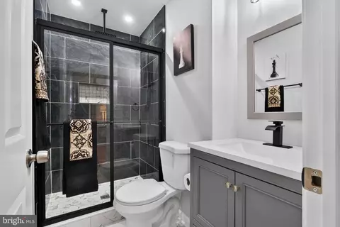 Bath - 708 Rosemere Ave, Silver Spring, MD 20904 photo 3 of 8