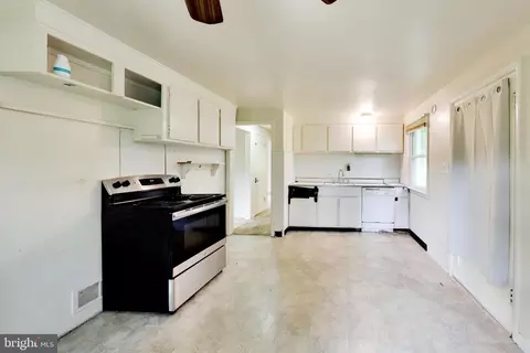 Kitchen - 16012 Batson Rd, Spencerville, MD 20868 photo 1 of 3