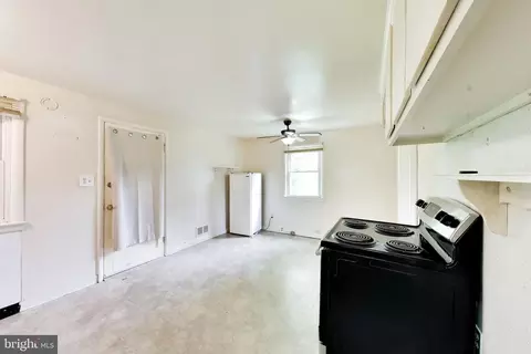 Entry Way - 16012 Batson Rd, Spencerville, MD 20868 photo 1 of 7