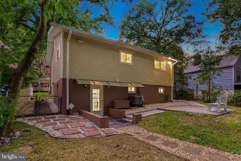 Exterior - 143 Ritchie Ave, Silver Spring, MD 20910 photo 10 of 10