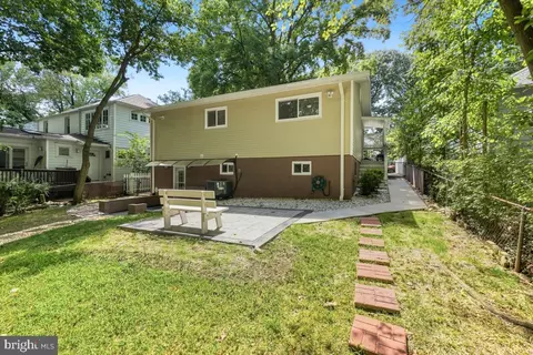 Exterior - 143 Ritchie Ave, Silver Spring, MD 20910 photo 7 of 10