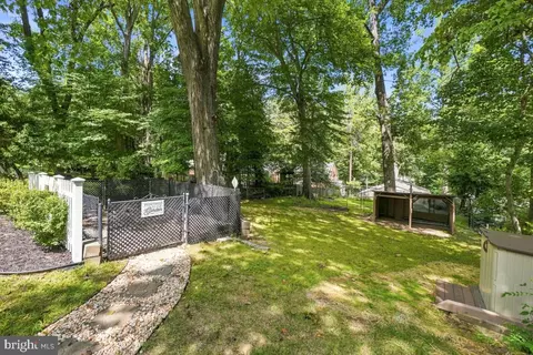 Exterior - 143 Ritchie Ave, Silver Spring, MD 20910 photo 5 of 10