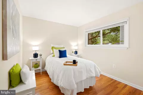 Bedroom - 143 Ritchie Ave, Silver Spring, MD 20910 photo 2 of 2