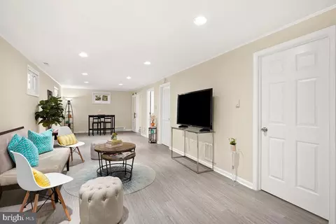 Living - 143 Ritchie Ave, Silver Spring, MD 20910 photo 5 of 6