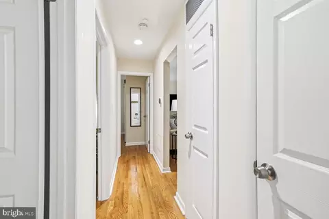 Entry Way - 143 Ritchie Ave, Silver Spring, MD 20910 photo 3 of 3