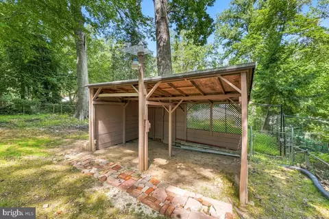 Exterior - 143 Ritchie Ave, Silver Spring, MD 20910 photo 6 of 10