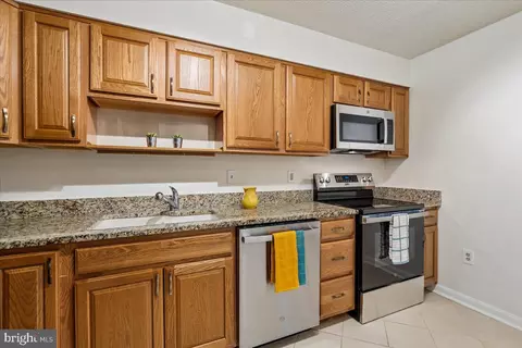 Kitchen - 15115 Interlachen Dr #3-901, Silver Spring, MD 20906 photo 1 of 3