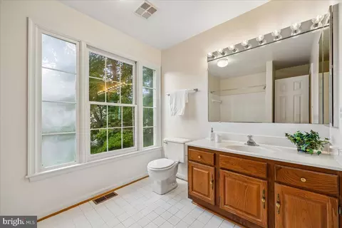 Bath - 500 Norcross Way, Silver Spring, MD 20904 photo 3 of 3