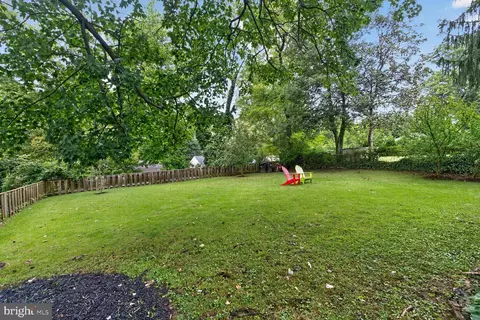 Exterior - 9612 Dilston Rd, Silver Spring, MD 20903 photo 6 of 7