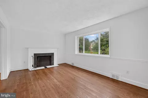 Living - 9612 Dilston Rd, Silver Spring, MD 20903 photo 2 of 2