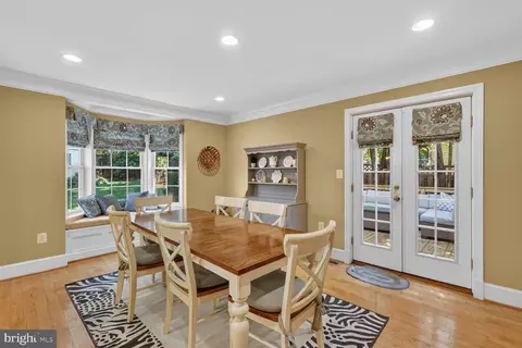 Dining - 10115 Gates Ave, Silver Spring, MD 20902 photo 2 of 4