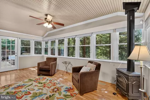 Exterior - 10115 Gates Ave, Silver Spring, MD 20902 photo 6 of 6