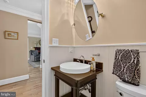 Entry Way - 10115 Gates Ave, Silver Spring, MD 20902 photo 1 of 2