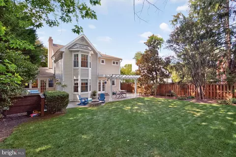 Exterior - 10115 Gates Ave, Silver Spring, MD 20902 photo 3 of 6