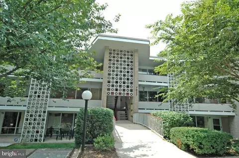7527 Spring Lake Dr #7527-D, Bethesda, MD 20817