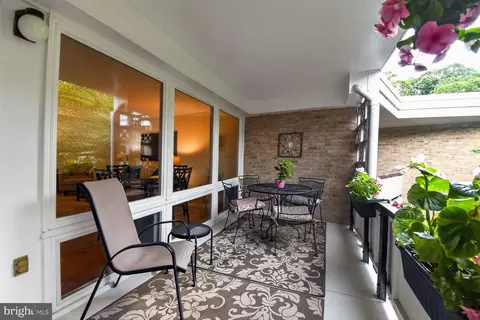 7527 Spring Lake Dr #7527-D, Bethesda, MD 20817