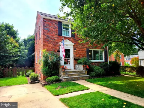 912 Dennis Ave, Silver Spring, MD 20901 photo 2