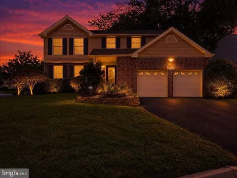 19200 Gunnerfield Ln, Germantown, MD 20874