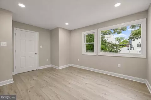 Living - 9205 Glenville Rd, Silver Spring, MD 20901 photo 4 of 5
