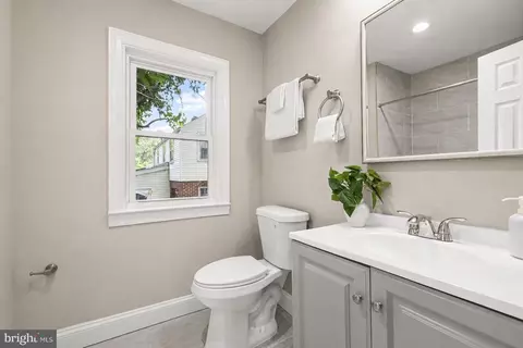 Bath - 9205 Glenville Rd, Silver Spring, MD 20901 photo 1 of 3