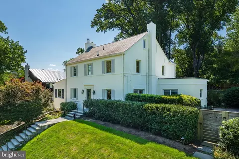 3904 Saul Rd, Kensington, MD 20895
