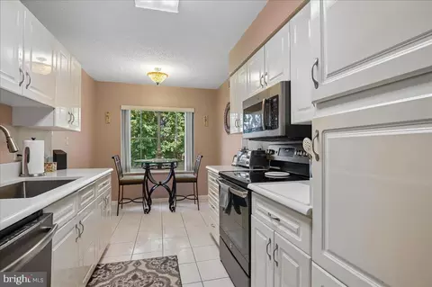 Kitchen - 14809 Pennfield Cir #405, Silver Spring, MD 20906 photo 1 of 4