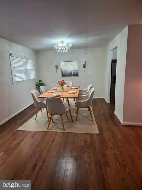Dining - 2136 Edgewater Pkwy, Silver Spring, MD 20903 photo 1 of 1