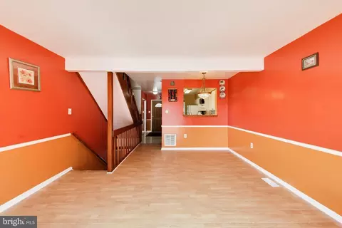 Living - 2923 Lisage Way, Silver Spring, MD 20904 photo 3 of 3