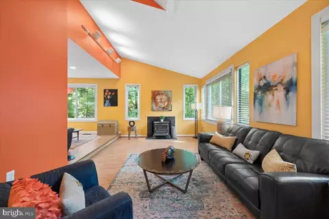 Living - 14701 Fireside Dr, Silver Spring, MD 20905 photo 1 of 5