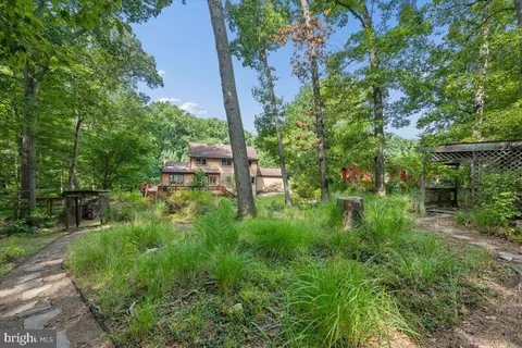 Exterior - 14701 Fireside Dr, Silver Spring, MD 20905 photo 13 of 24