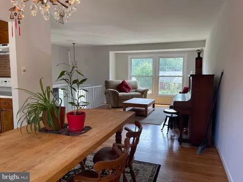 Dining - 2407 Hayden Dr, Silver Spring, MD 20902 photo 1 of 2