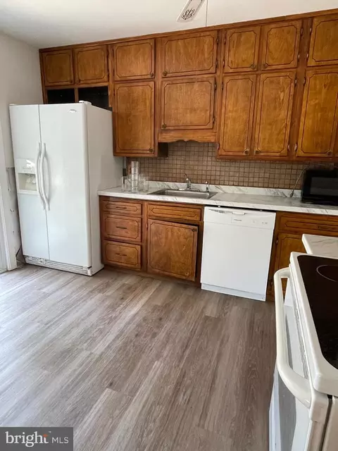 Kitchen - 2407 Hayden Dr, Silver Spring, MD 20902 photo 3 of 3