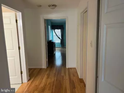 Entry Way - 11364 King George Dr #15, Silver Spring, MD 20902 photo 2 of 4
