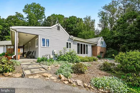 Other - 18 Watergate Ct, Silver Spring, MD 20905 photo 3 of 16