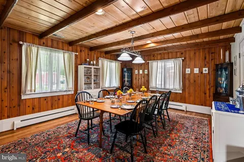 Dining - 18 Watergate Ct, Silver Spring, MD 20905 photo 6 of 8