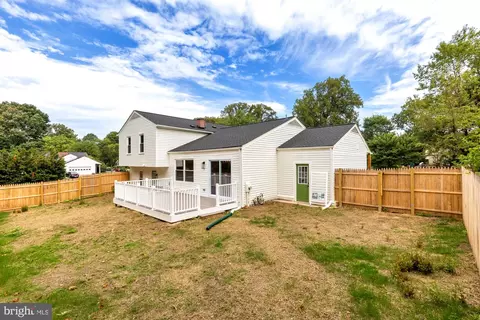 Exterior - 2329 Blue Valley Dr, Silver Spring, MD 20904 photo 8 of 9