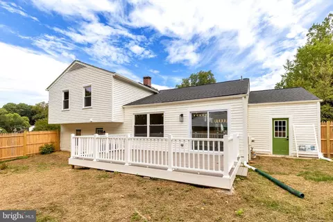 2329 Blue Valley Dr, Silver Spring, MD 20904 photo 7