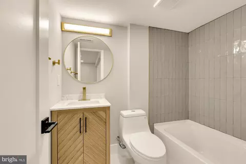 Bath - 2329 Blue Valley Dr, Silver Spring, MD 20904 photo 1 of 6