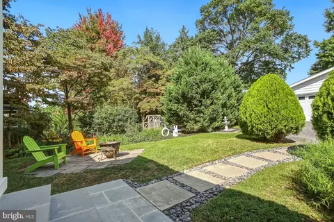 Exterior - 307 Indian Spring Dr, Silver Spring, MD 20901 photo 7 of 10