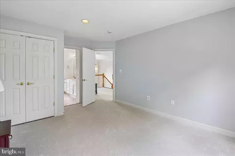Bedroom - 16510 Harbour Town Dr, Ashton, MD 20861 photo 11 of 19