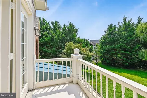Exterior - 16510 Harbour Town Dr, Ashton, MD 20861 photo 2 of 13