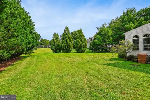 Exterior - 16510 Harbour Town Dr, Ashton, MD 20861 photo 7 of 13